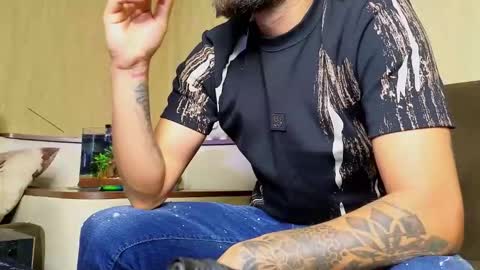 Robbie online show from September 16, 2025, 5:08 am