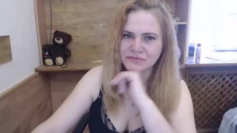 janaloveli online show from April 17, 2026, 7:11 am