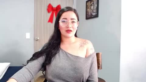 Snapshot of jane_and_paul1 chatting on February 15, 2026, 8:05 pm online show from February 15, 2026, 8:05 pm