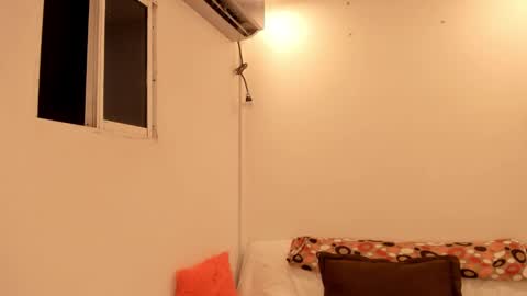 Jane  M online show from February 18, 2025, 1:10 am