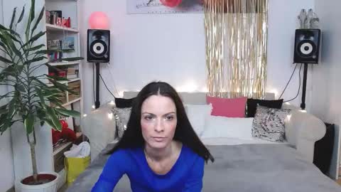 JaneDejay online show from November 23, 2025, 9:36 pm