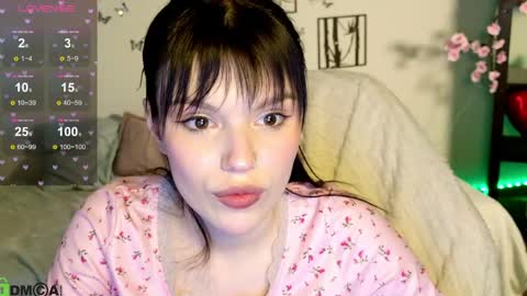 Alexia online show from May 15, 2026, 10:33 am