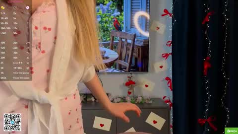 Hi Im Alice and here youll find something online show from March 4, 2026, 6:19 am