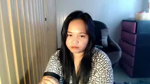 janicaslut_18 online show from March 27, 2026, 1:11 am
