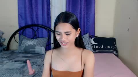 janice_143 online show from April 28, 2026, 6:18 am