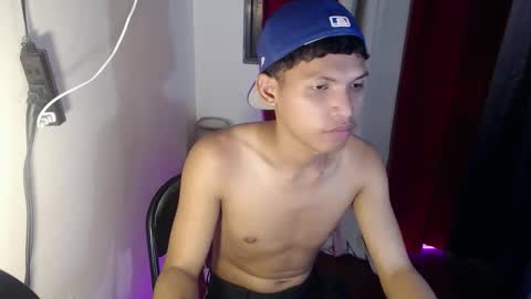 janlloyd04 online show from September 29, 2025, 5:51 pm