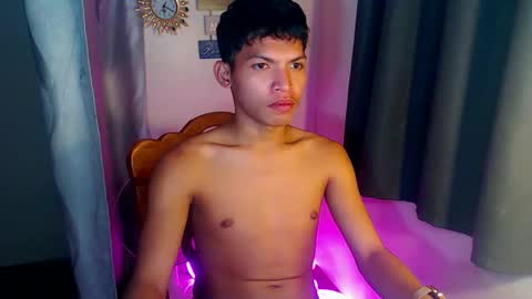 janlloyd04 online show from March 8, 2026, 8:18 am