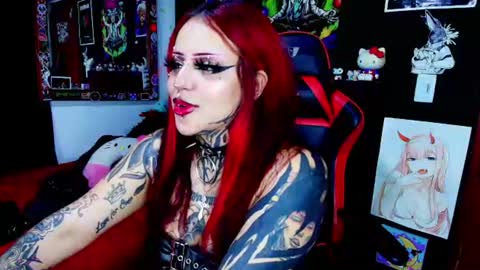 Snapshot of janna_ink chatting on June 25, 2026, 5:12 am online show from June 25, 2026, 5:12 am