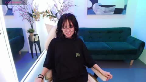 Snapshot of janne_foox chatting on May 15, 2026, 8:05 pm online show from May 15, 2026, 8:05 pm