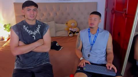 janomar01 online show from November 10, 2025, 6:40 pm