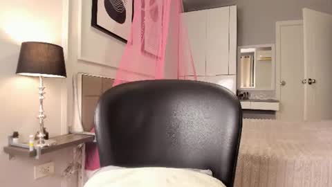 Snapshot of jap_amelle chatting on July 9, 2026, 11:20 pm Amelle online show from July 9, 2026, 11:20 pm