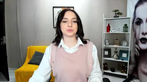 JaquelinLaurent online show from October 22, 2025, 7:02 pm