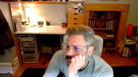 jareth_returns online show from January 30, 2025, 2:38 am