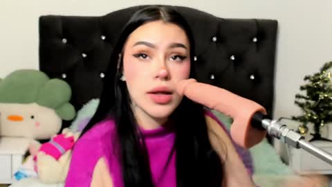 Maria online show from December 15, 2024, 2:41 am