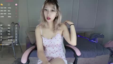 Jasmine online show from May 27, 2026, 2:03 pm