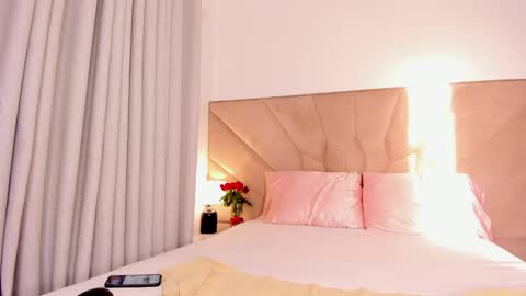 jasmin_melons online show from October 18, 2025, 3:31 am