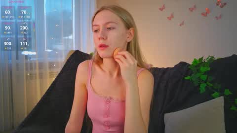 Chloe online show from February 4, 2026, 7:36 am