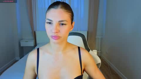 jasmine_lane online show from May 10, 2026, 9:25 am