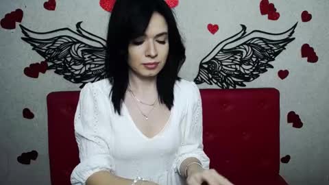 JasmineKouch online show from February 12, 2025, 6:09 pm