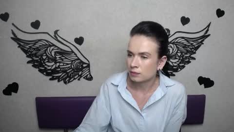 JasmineKouch online show from September 24, 2025, 5:27 pm