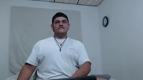 jason_boy_ online show from June 24, 2026, 5:28 am