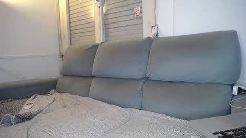 Javier  online show from February 24, 2025, 10:36 pm