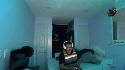 Snapshot of javiricorich chatting on February 28, 2026, 5:41 am javiSdick online show from February 28, 2026, 5:41 am