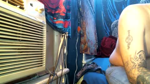 jaxxx666 online show from March 11, 2025, 4:43 am