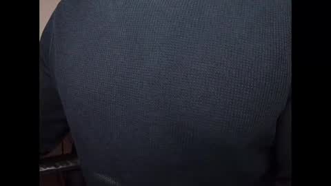 jaxjohnson12 online show from October 28, 2025, 3:21 am