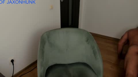 Snapshot of jaxonhunk chatting on December 31, 2024, 1:47 am JaxonHunk online show from December 31, 2024, 1:47 am