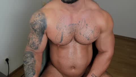 Snapshot of jaxonhunk chatting on February 10, 2025, 8:42 pm JaxonHunk online show from February 10, 2025, 8:42 pm