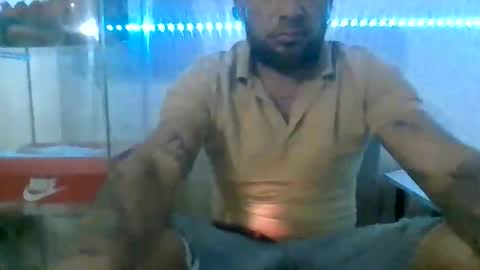 jay594025 online show from April 19, 2026, 9:19 am