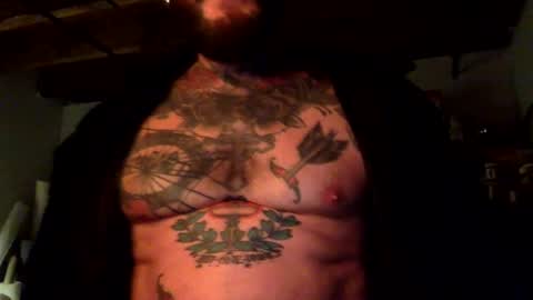 Snapshot of jay_cee_607 chatting on December 16, 2025, 2:05 am jay cee online show from December 16, 2025, 2:05 am