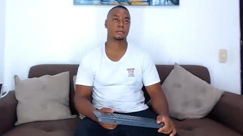 Snapshot of jay_smit chatting on January 14, 2025, 6:13 am jay smit online show from January 14, 2025, 6:13 am