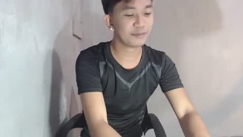jay_xxx24 online show from April 28, 2026, 7:41 pm