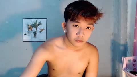 jay_xxx24 online show from May 5, 2026, 10:01 am
