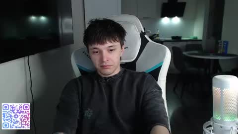 Jayce online show from July 16, 2026, 1:55 am