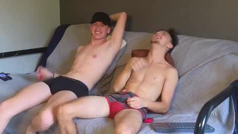 Snapshot of jaycex_69 chatting on December 17, 2024, 2:00 pm THE HOUSE online show from December 17, 2024, 2:00 pm