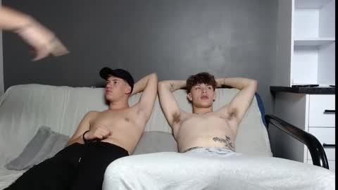 Snapshot of jaycex_69 chatting on January 17, 2025, 7:30 am THE HOUSE online show from January 17, 2025, 7:30 am