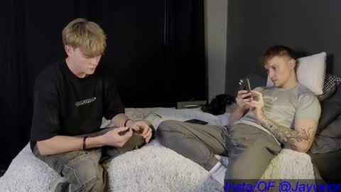 Snapshot of jaycex_69 chatting on September 30, 2025, 10:20 am THE HOUSE online show from September 30, 2025, 10:20 am