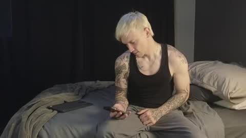 Snapshot of jaycex_69 chatting on November 5, 2025, 11:05 pm THE HOUSE online show from November 5, 2025, 11:05 pm