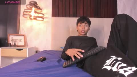 jaycobblack1 online show from November 1, 2025, 12:29 pm