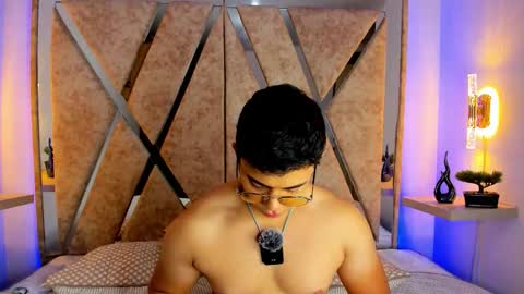 jayd_muscle online show from October 22, 2025, 5:41 am