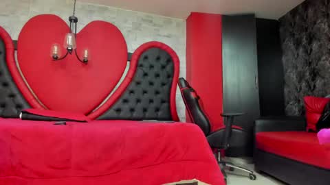jaylen_bdsm online show from May 18, 2026, 9:37 am