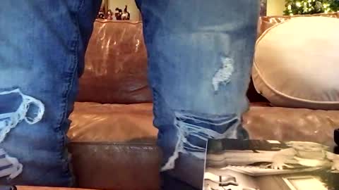 Snapshot of jayz_930 chatting on December 28, 2024, 9:51 pm jayz_930 online show from December 28, 2024, 9:51 pm