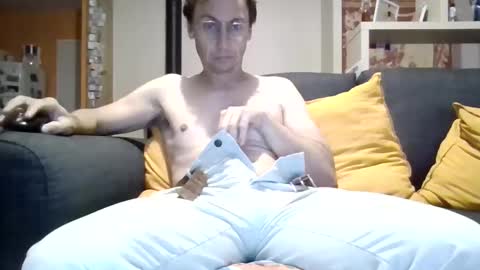 jbcascadess online show from November 14, 2025, 6:39 pm