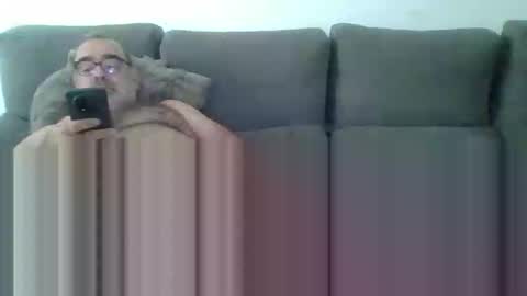 Snapshot of jcadx69 chatting on October 15, 2025, 11:10 am jcadx69 online show from October 15, 2025, 11:10 am