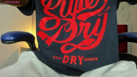 Snapshot of jd_thebaby chatting on April 14, 2026, 12:33 pm jd thebaby online show from April 14, 2026, 12:33 pm