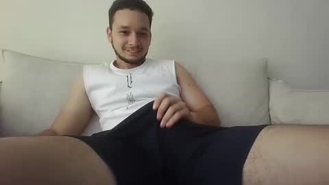 Snapshot of jdlh05 chatting on November 13, 2025, 3:00 pm jdlh05 online show from November 13, 2025, 3:00 pm