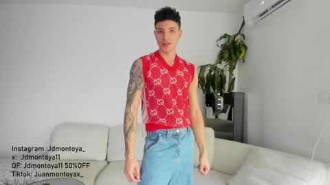 jdmontoya_ online show from January 9, 2025, 10:09 am